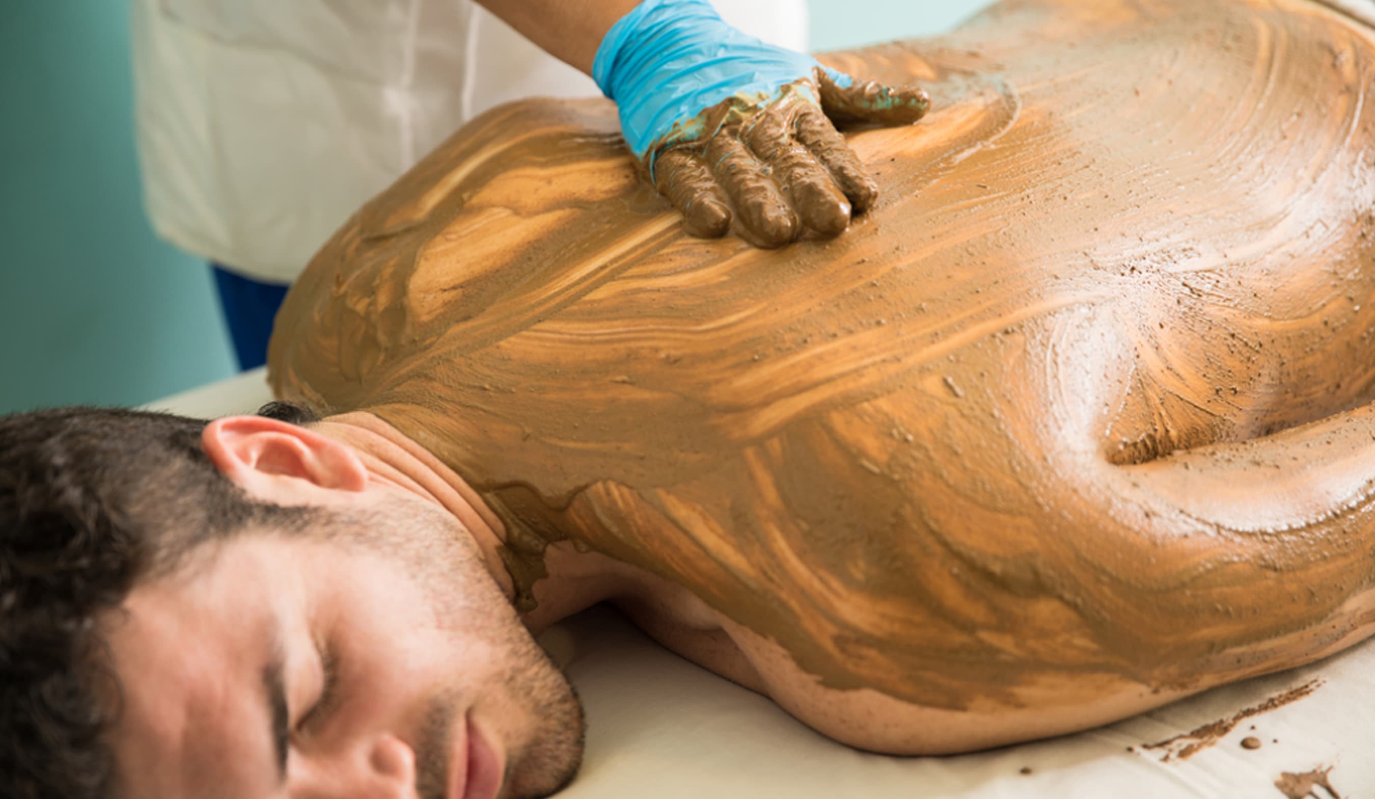 Skin Therapy for natural healing and wellness at VSR Vriksha naturopathy wellness centre in Hyderabad